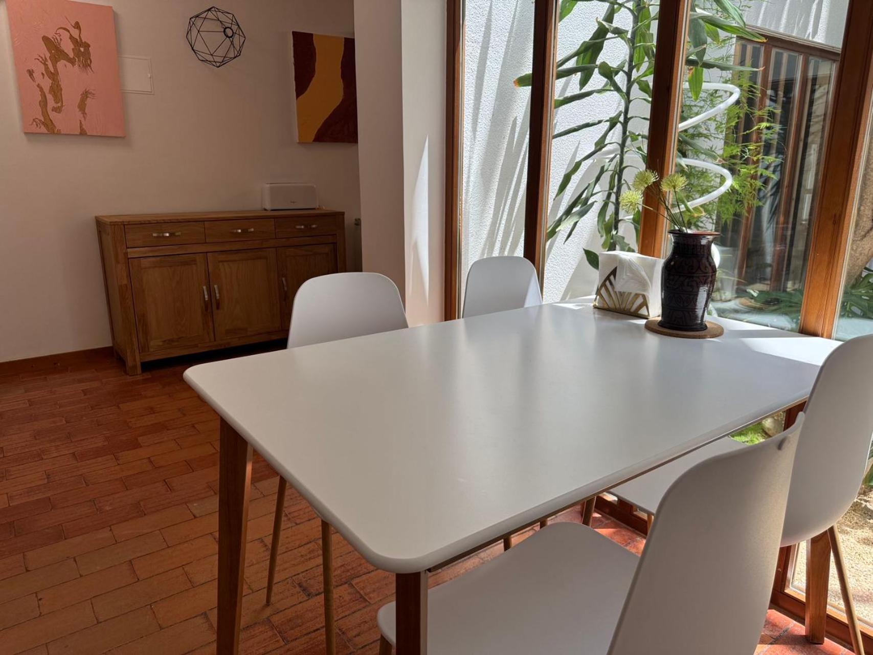 Aomo Art Space Hostel أويراس المظهر الخارجي الصورة