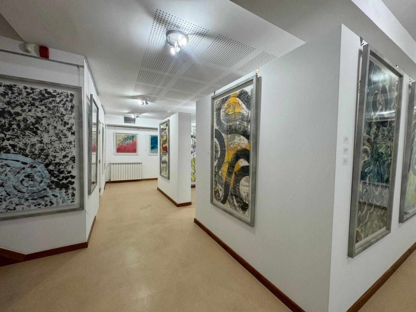 Aomo Art Space Hostel أويراس المظهر الخارجي الصورة